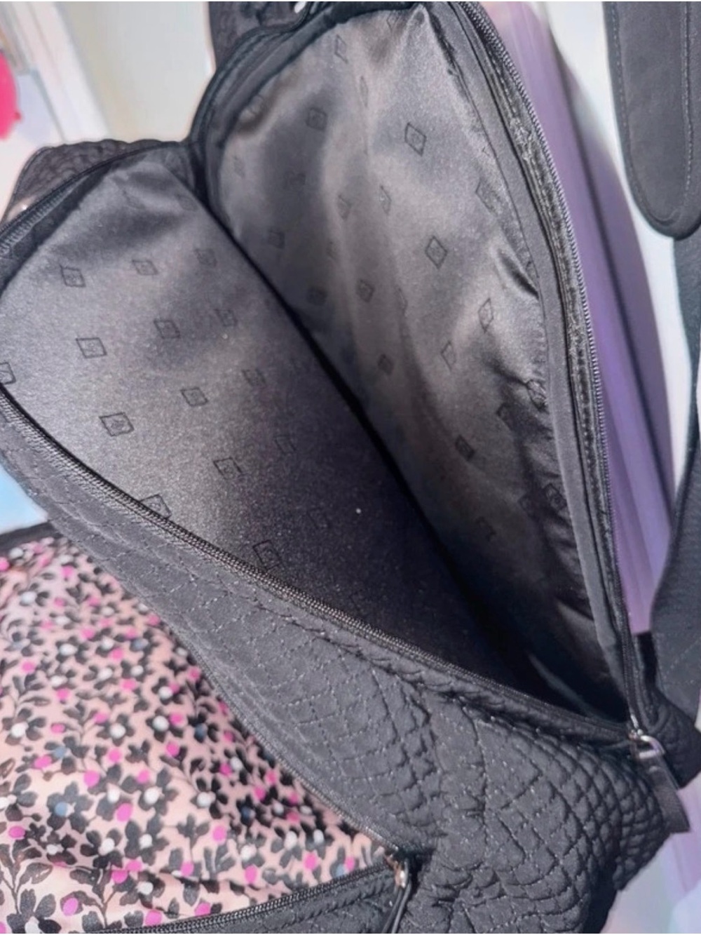 Vera bradley backpack - Picture 7 of 8